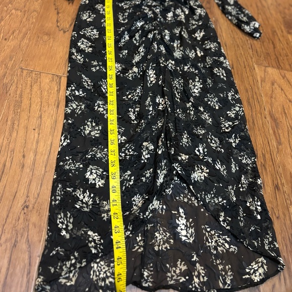 ASTR The Label Floral Burnout Ruched Mesh Midi Dress Black Ivory — Size Small - Picture 8 of 14